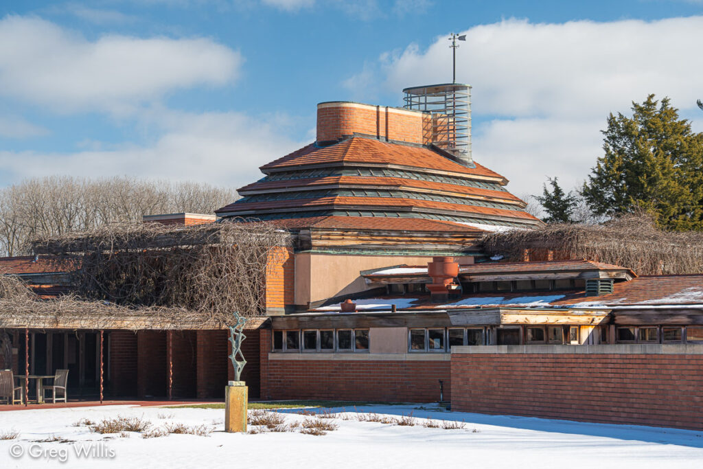 Exterior, Wingspread