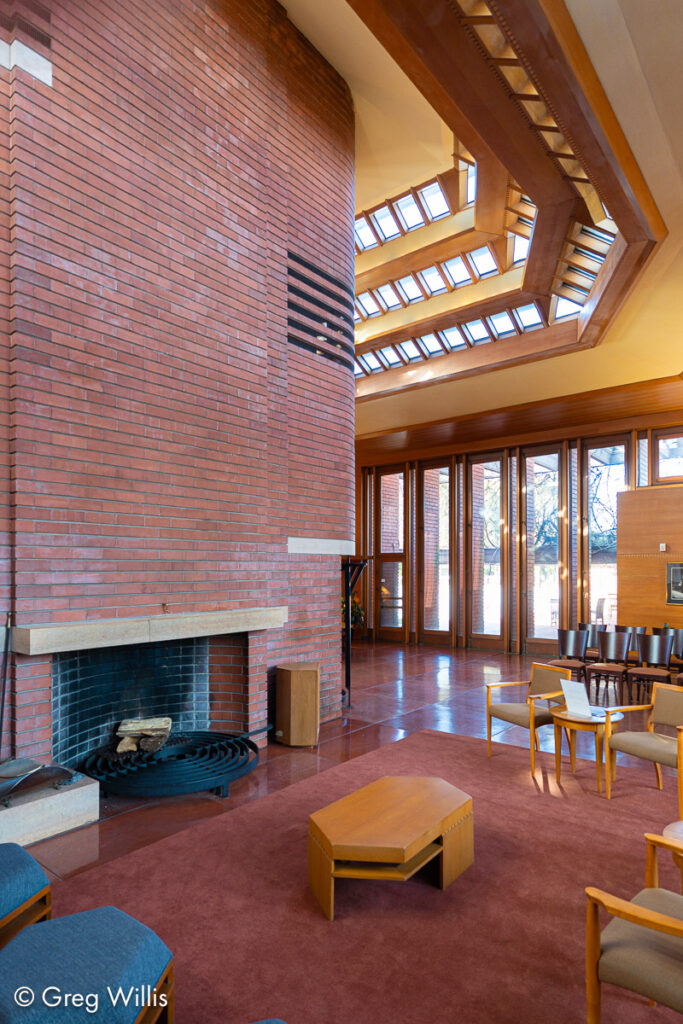 Great hall and fireplace, Wingspread