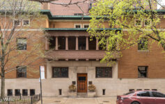 Exterior, Charnley-Persky House