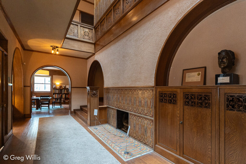Main Hall Looking towards the Library, Charnley-Persky House