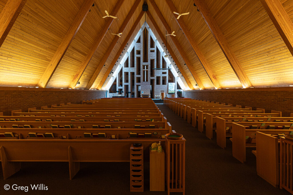 Nave, First Baptist Church