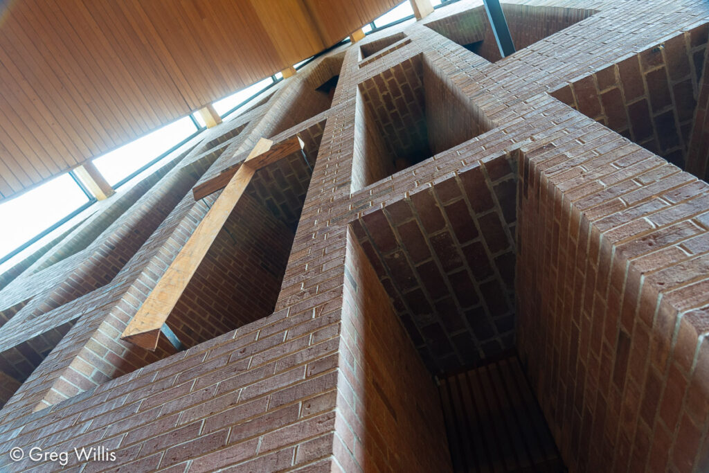 Altar Wall with Windows, First Baptist Church