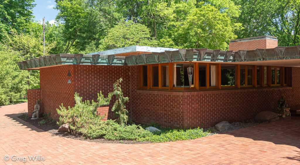 North Side, Samara House