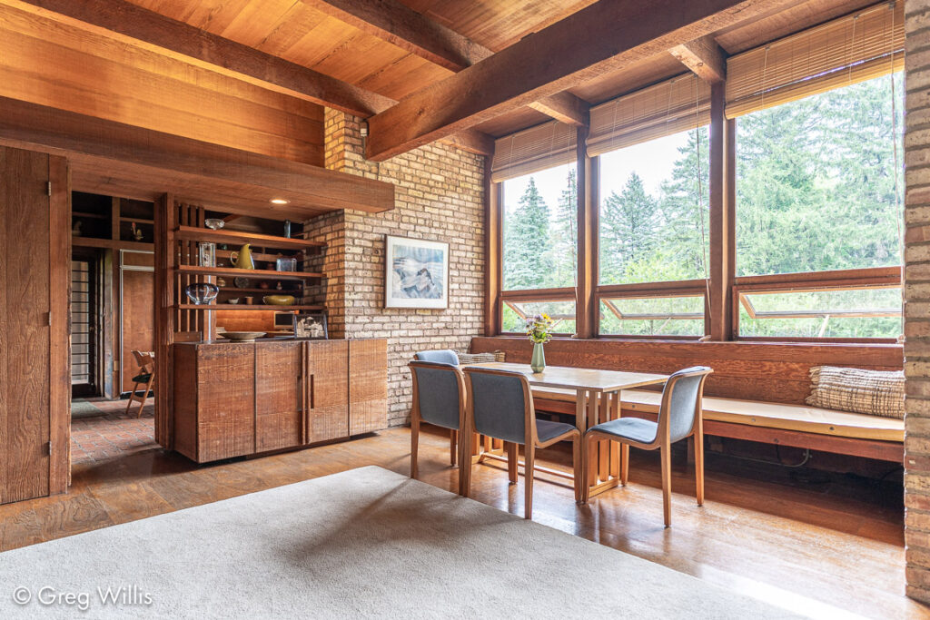 Dining Area and Kitchen, Schweikher House