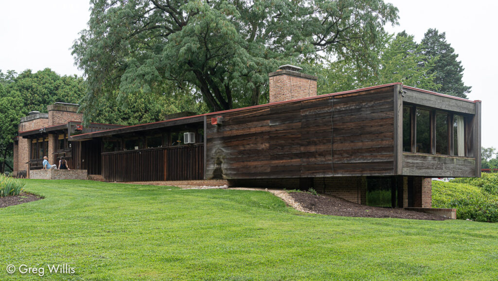 Studio Wing, Schweikher House