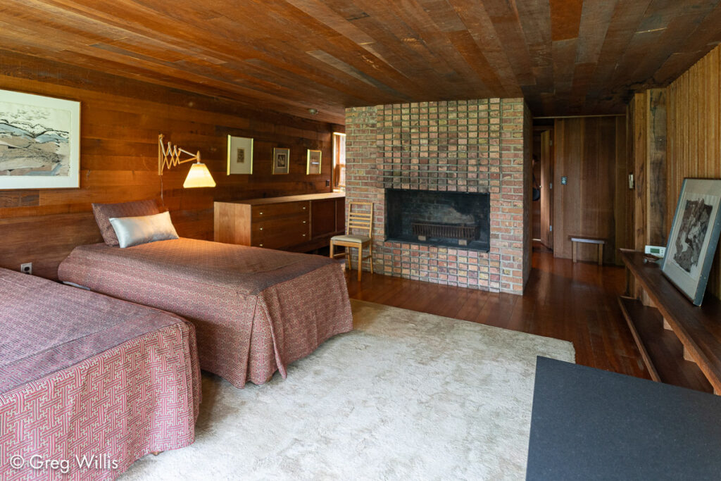 Main Bedroom, Studio Wing, Schweikher House
