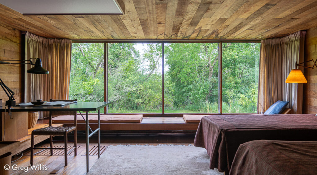 Main Bedroom, Studio Wing, Schweikher House